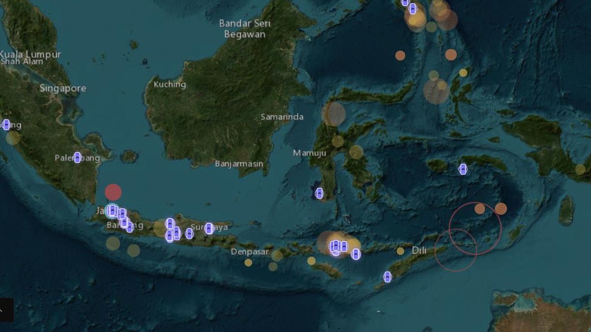 Peta gempa langsung GeoShake diperbesar ke Indonesia, menampilkan episenter gempa terbaru dan stasiun sensor komunitas